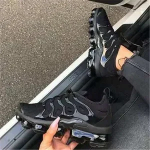 Jojofab Women Solid Color Lace-Up Sports Shoes