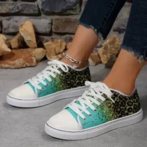 Jojofab Fashion Casual Plus Size Star Round Toe Lace-Up Sneakers